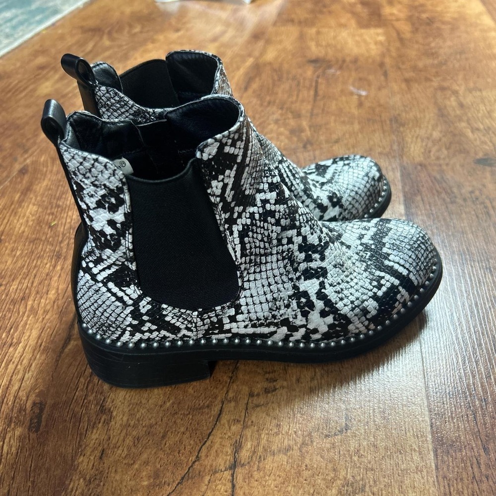 Day-Vine Black White Snake Print Studded Ankle Boots BM236 US 6 EU 36